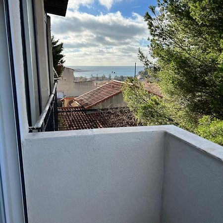 Coquette Maison A 500 M De La Plage Du Verdon A La Couronne Martigues Bagian luar foto